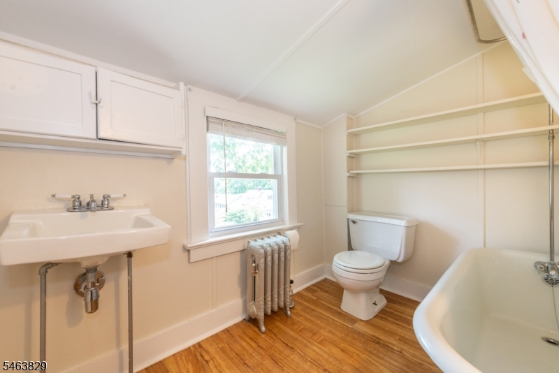 133 Buckingham Rd Property Photo 26