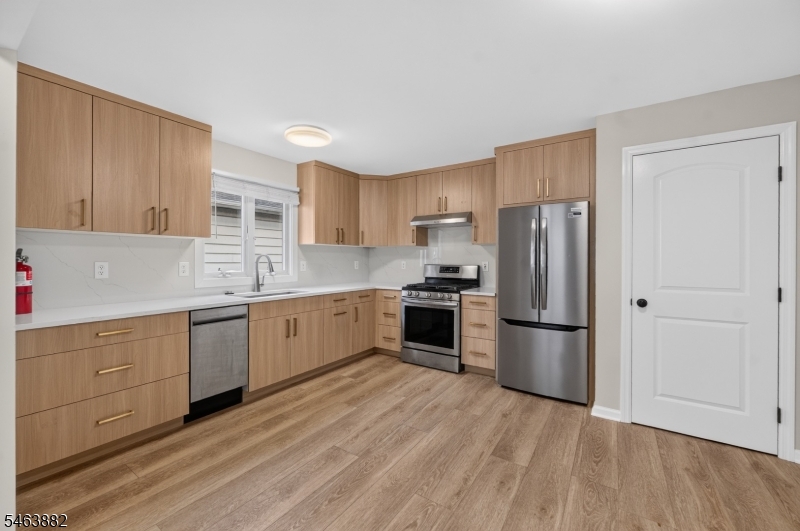 181 Chestnut St 1 Property Photo 3