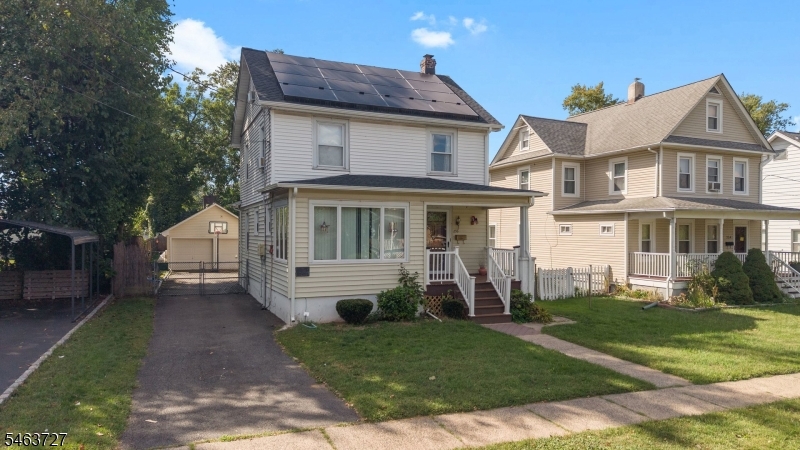 258 Whittier Ave Property Photo 2