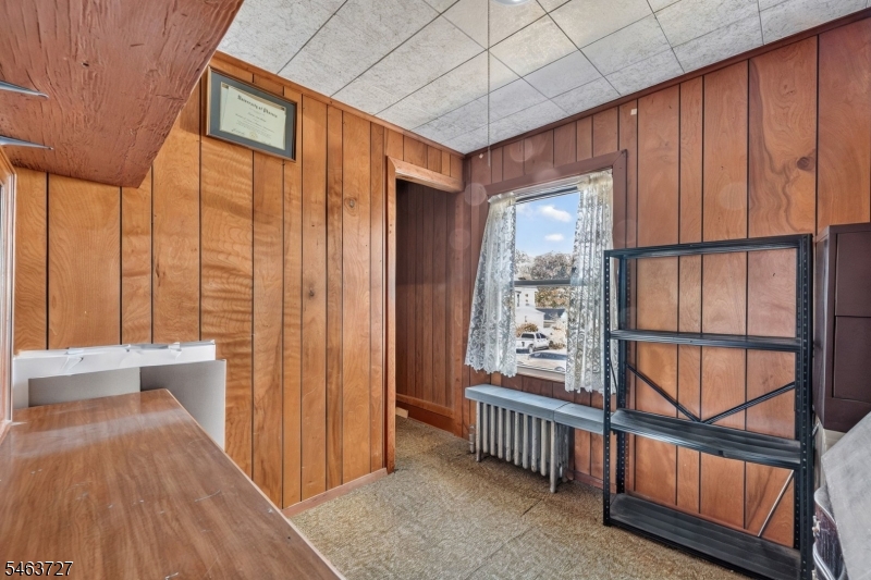 258 Whittier Ave Property Photo 17