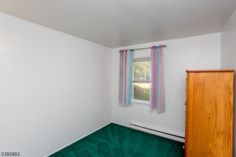 5 Deer Path Property Photo 11
