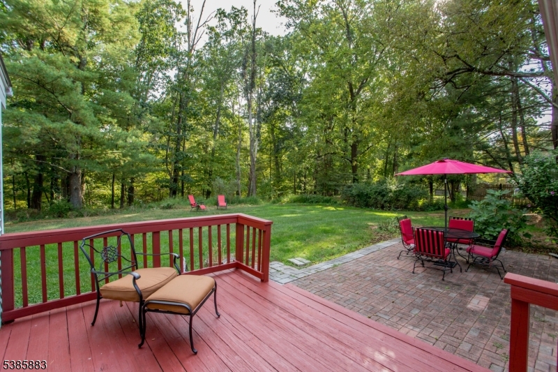 5 Deer Path Property Photo 23