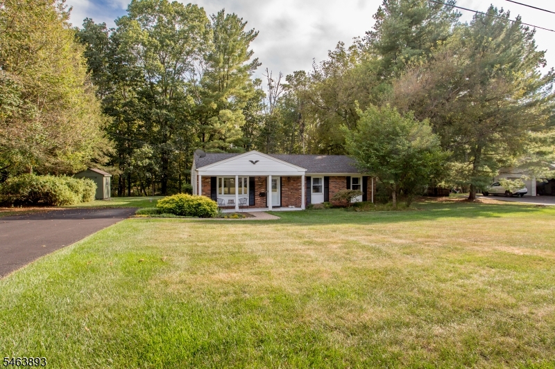 5 Deer Path Property Photo 28