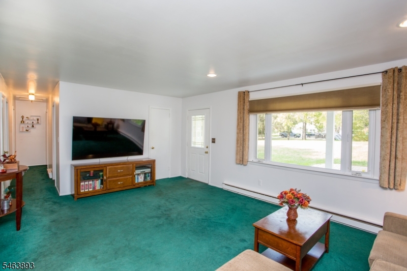 5 Deer Path Property Photo 32