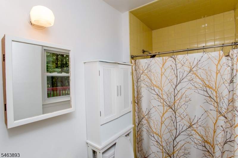 5 Deer Path Property Photo 37
