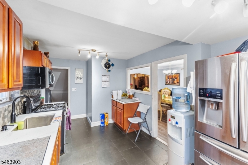 1700 Edmund Ter Property Photo 5