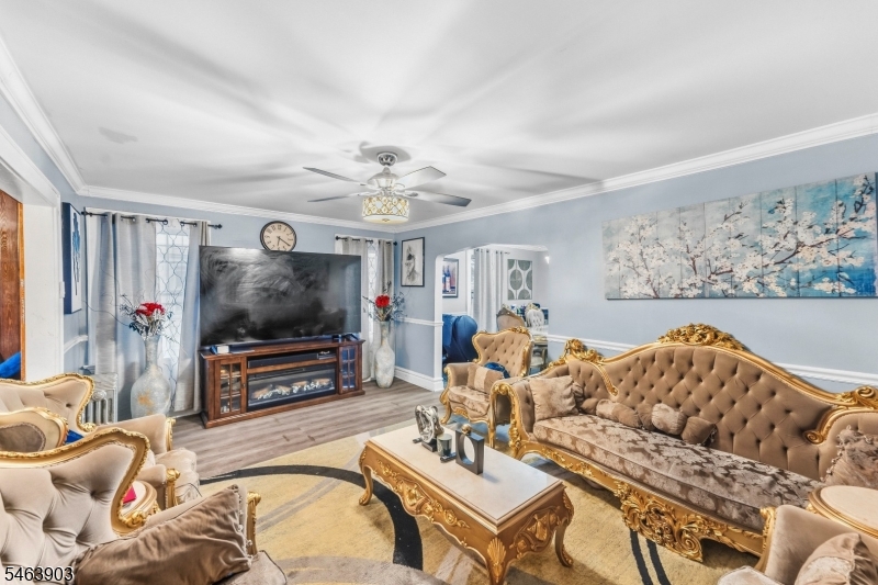 1700 Edmund Ter Property Photo 14