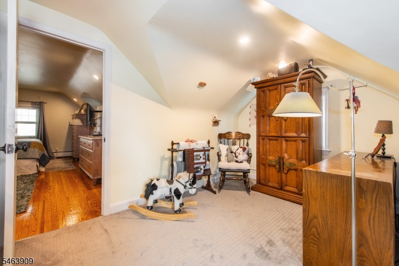 111 Greenlawn Ave Property Photo 13