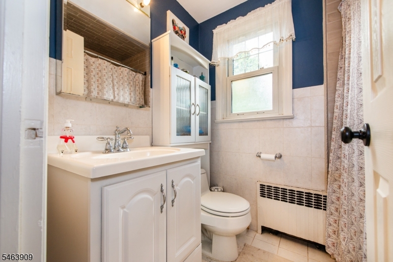 111 Greenlawn Ave Property Photo 14