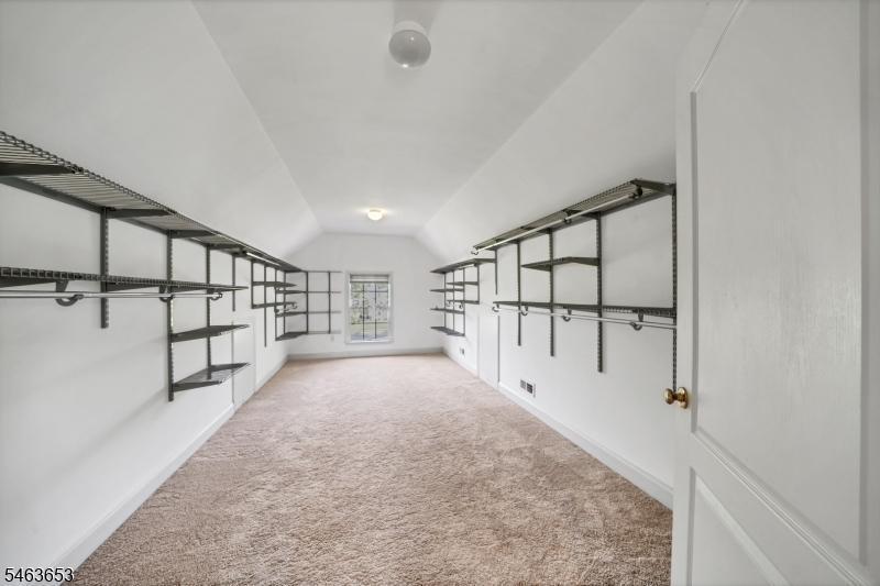 221 Johns Lane Property Photo 31