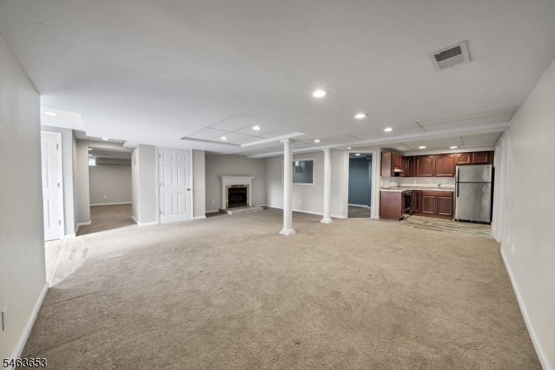 221 Johns Lane Property Photo 40