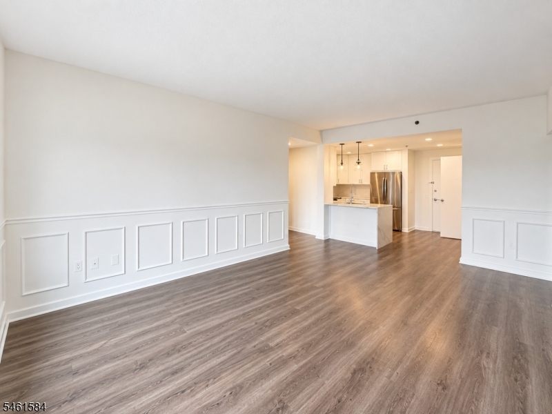 1 Carriage City Plz 709 Property Photo 3