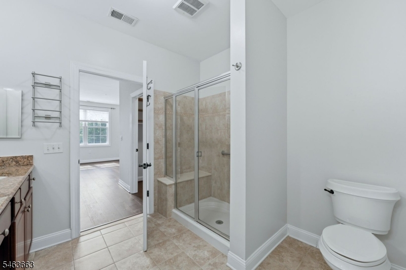 373 Victoria Drive Property Photo 14