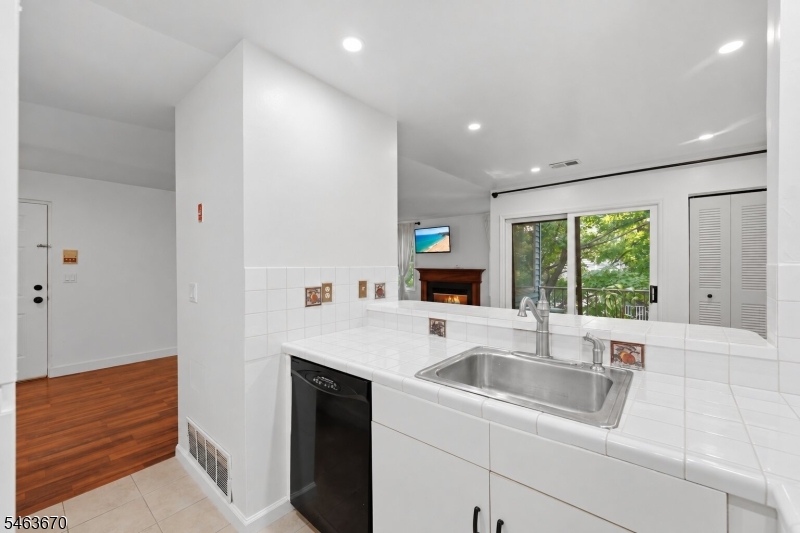 320 Edpas Rd Property Photo 8