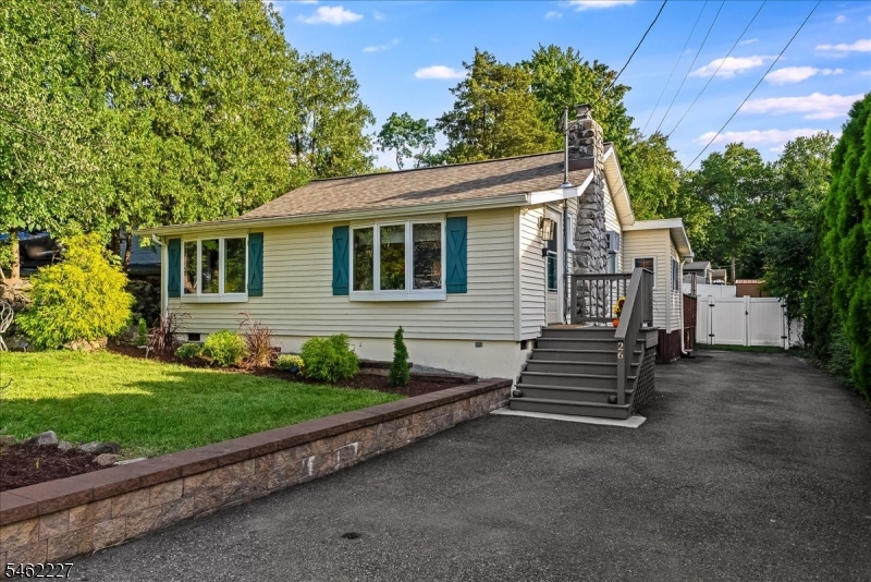 26 Lenape Trl Property Photo 1