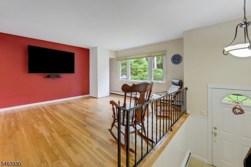 21 Aldrin Dr Property Photo 4