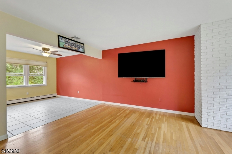 21 Aldrin Dr Property Photo 6