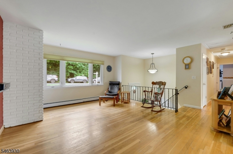 21 Aldrin Dr Property Photo 8