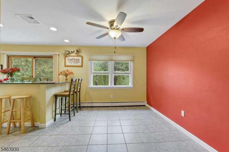 21 Aldrin Dr Property Photo 10