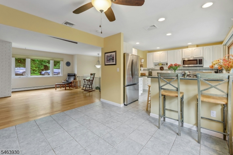 21 Aldrin Dr Property Photo 16