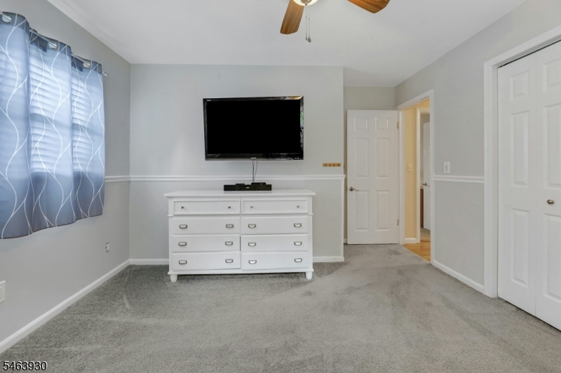 21 Aldrin Dr Property Photo 20