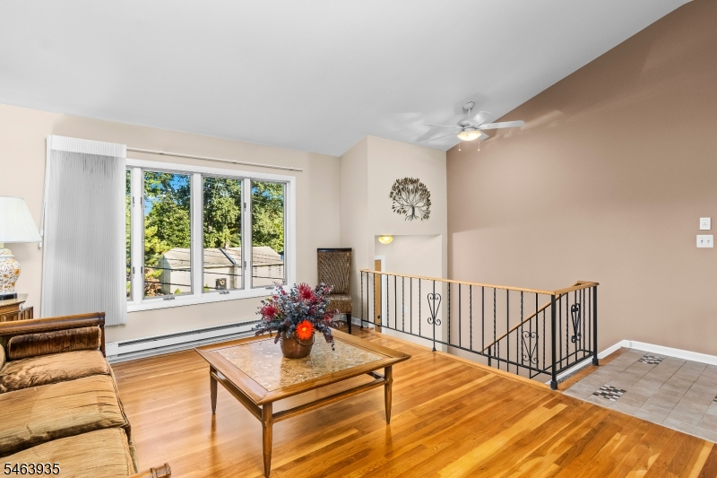 14 White Meadow Rd Property Photo 6