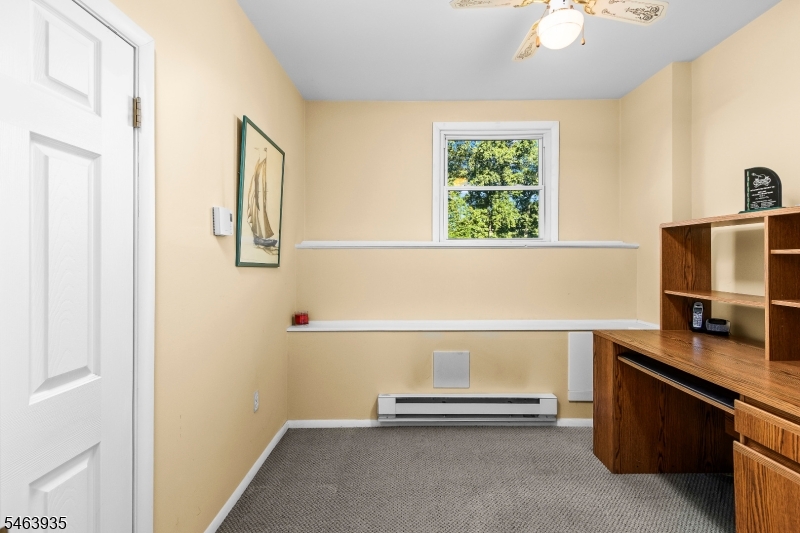 14 White Meadow Rd Property Photo 43