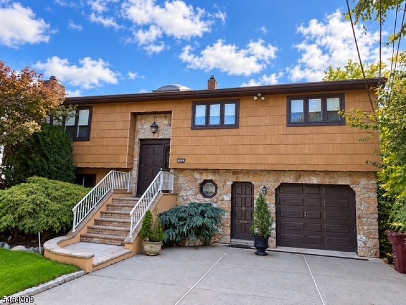 134 Hillside Ave Property Photo 1