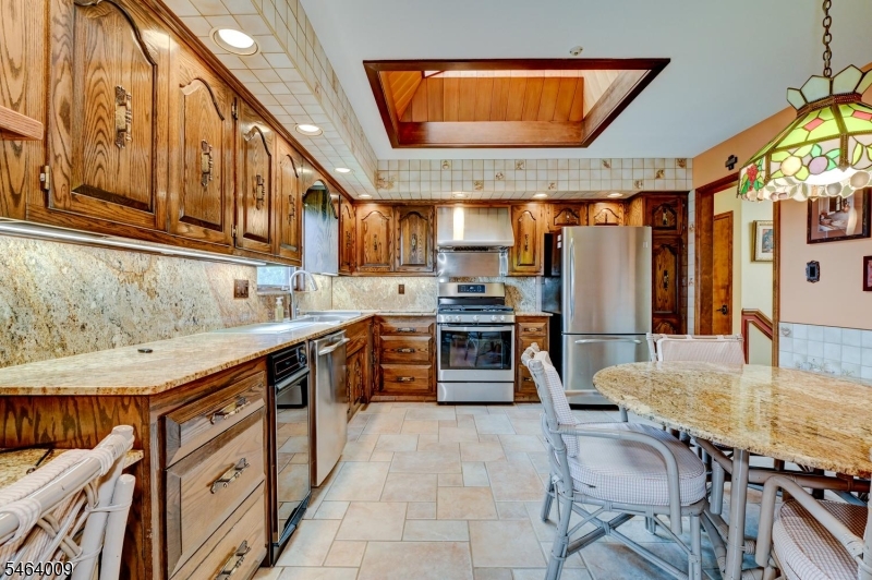 134 Hillside Ave Property Photo 14