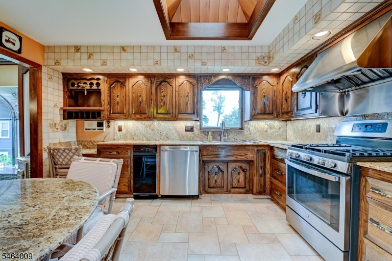 134 Hillside Ave Property Photo 16