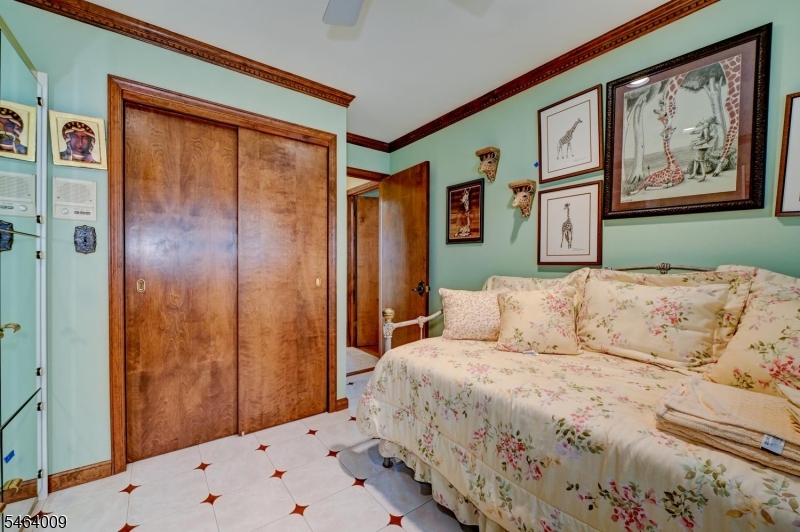 134 Hillside Ave Property Photo 28