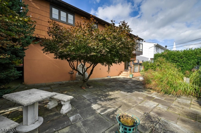 134 Hillside Ave Property Photo 36