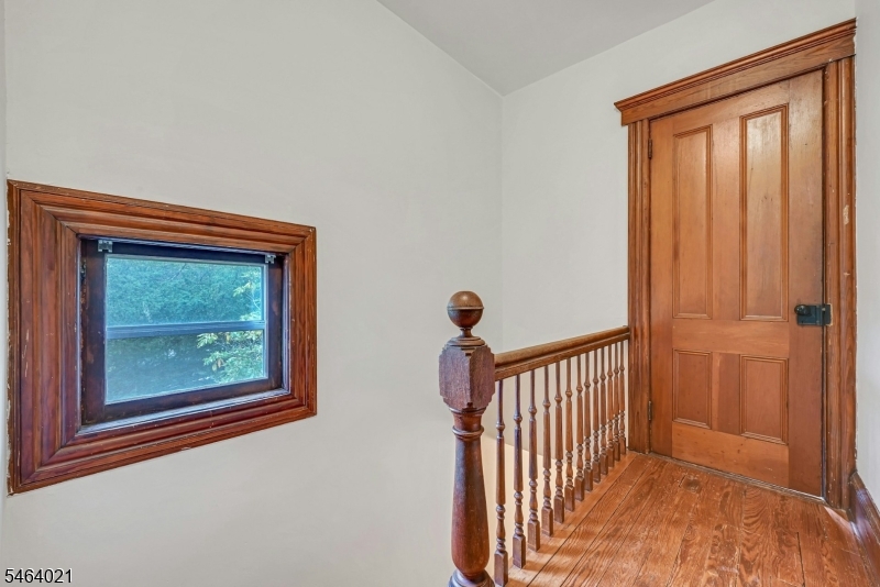 370 Sicomac Ave Property Photo 13