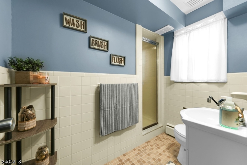 333 Foxwood Rd Property Photo 5