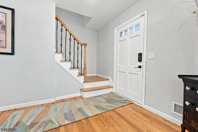 327 North Ave Property Photo 19