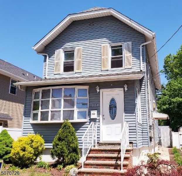 509 Jauncey Ave Property Photo 1