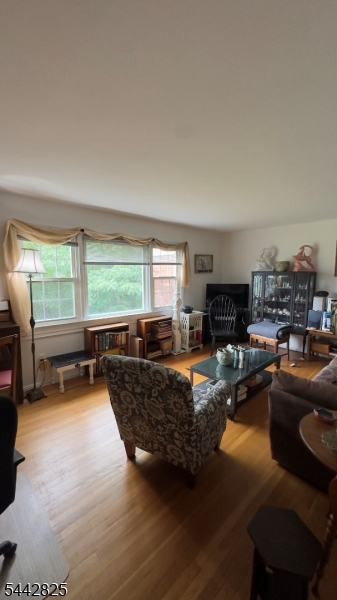 19 Dartmouth Ave 2b Property Photo 11