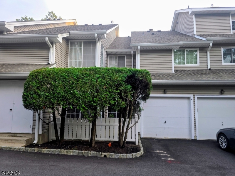 41 Stevens Court Property Photo 2