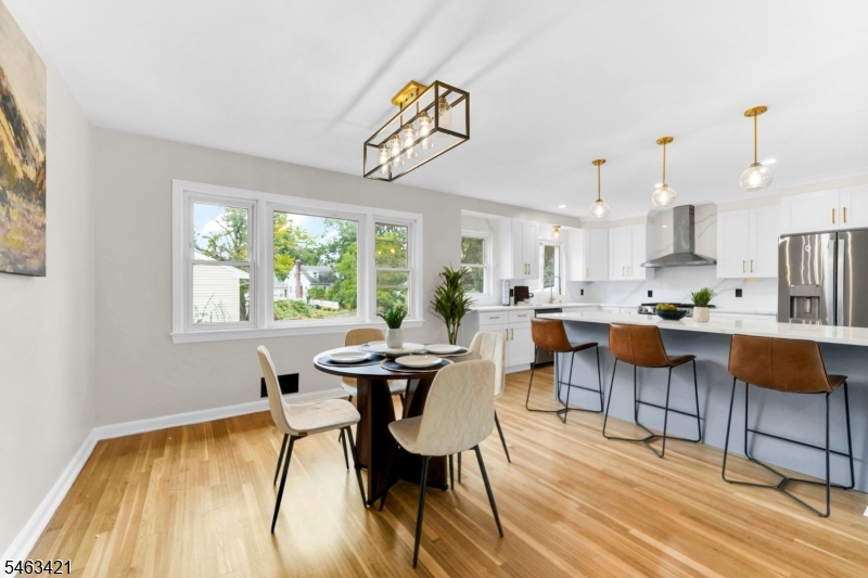 33 Woodhull Ave Property Photo 7