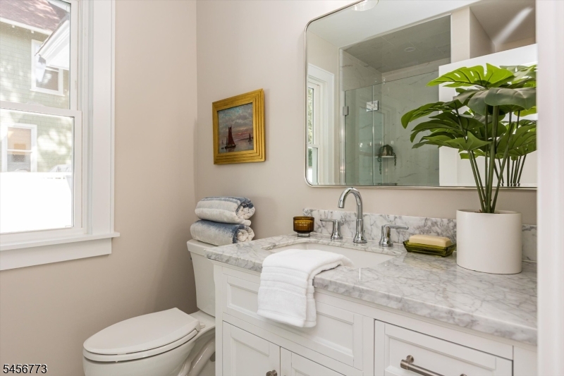 343 Meadowbrook Ln Property Photo 21