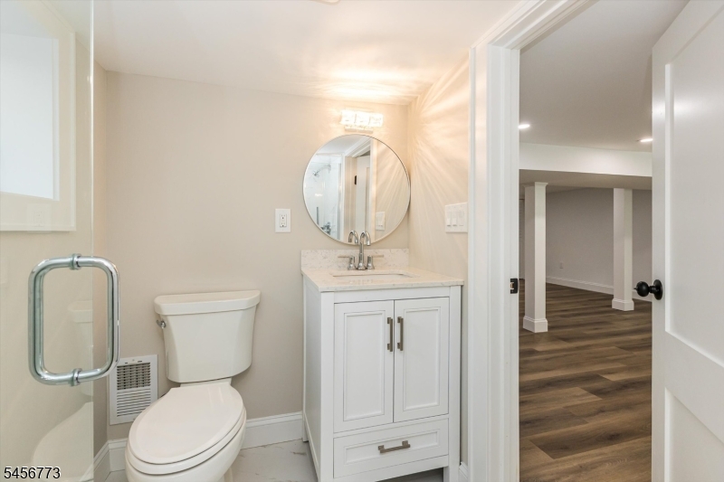 343 Meadowbrook Ln Property Photo 40