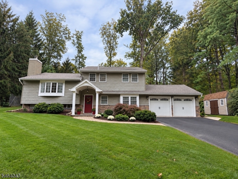44 Northview Dr Property Photo 1