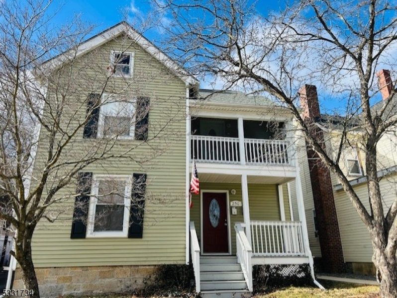 250 Spring St 2 Property Photo 1