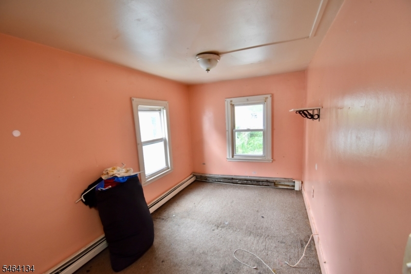 218 Liberty St Property Photo 5