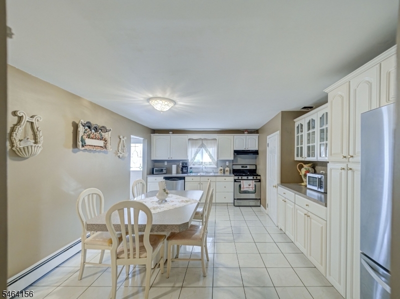 34 N Richards Ave Property Photo 7