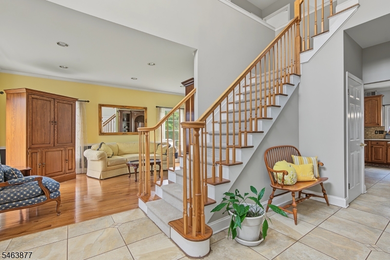 6 Varnon Ct Property Photo 3