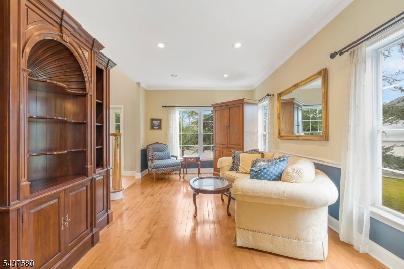 6 Varnon Ct Property Photo 5