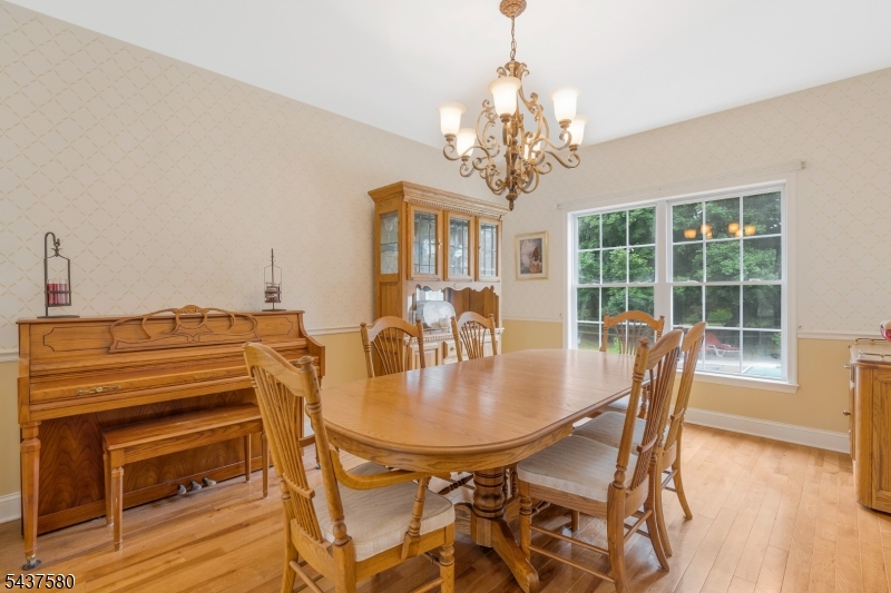 6 Varnon Ct Property Photo 7