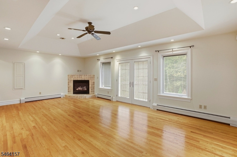 1 Dimmig Ct Property Photo 23