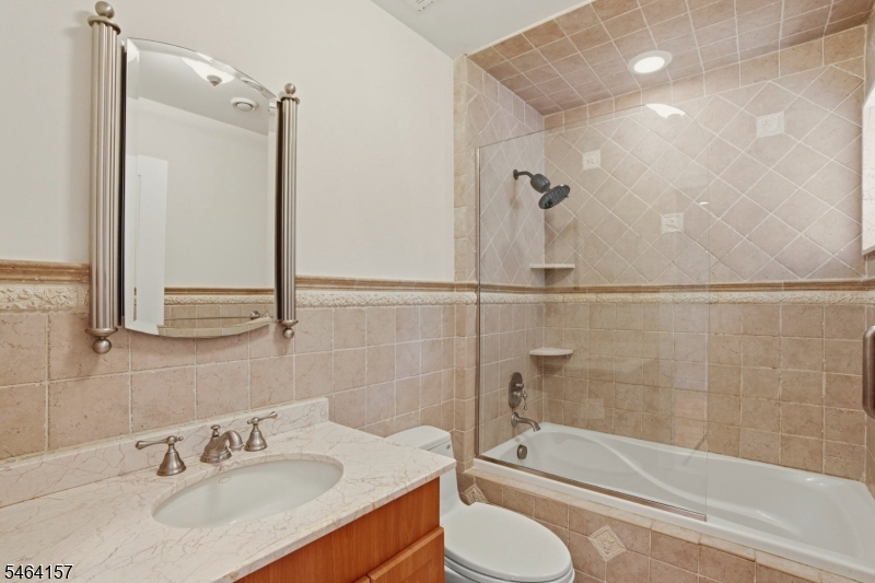 1 Dimmig Ct Property Photo 31